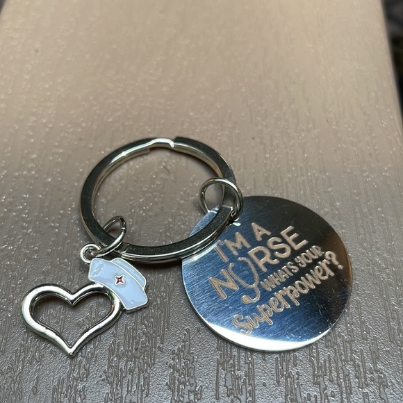 I Am A Nurse Silver KeyChain - Picture 3 of 9